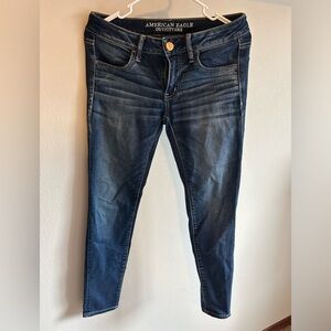 American Eagle Super Low Rise Jeggings size 6 Short